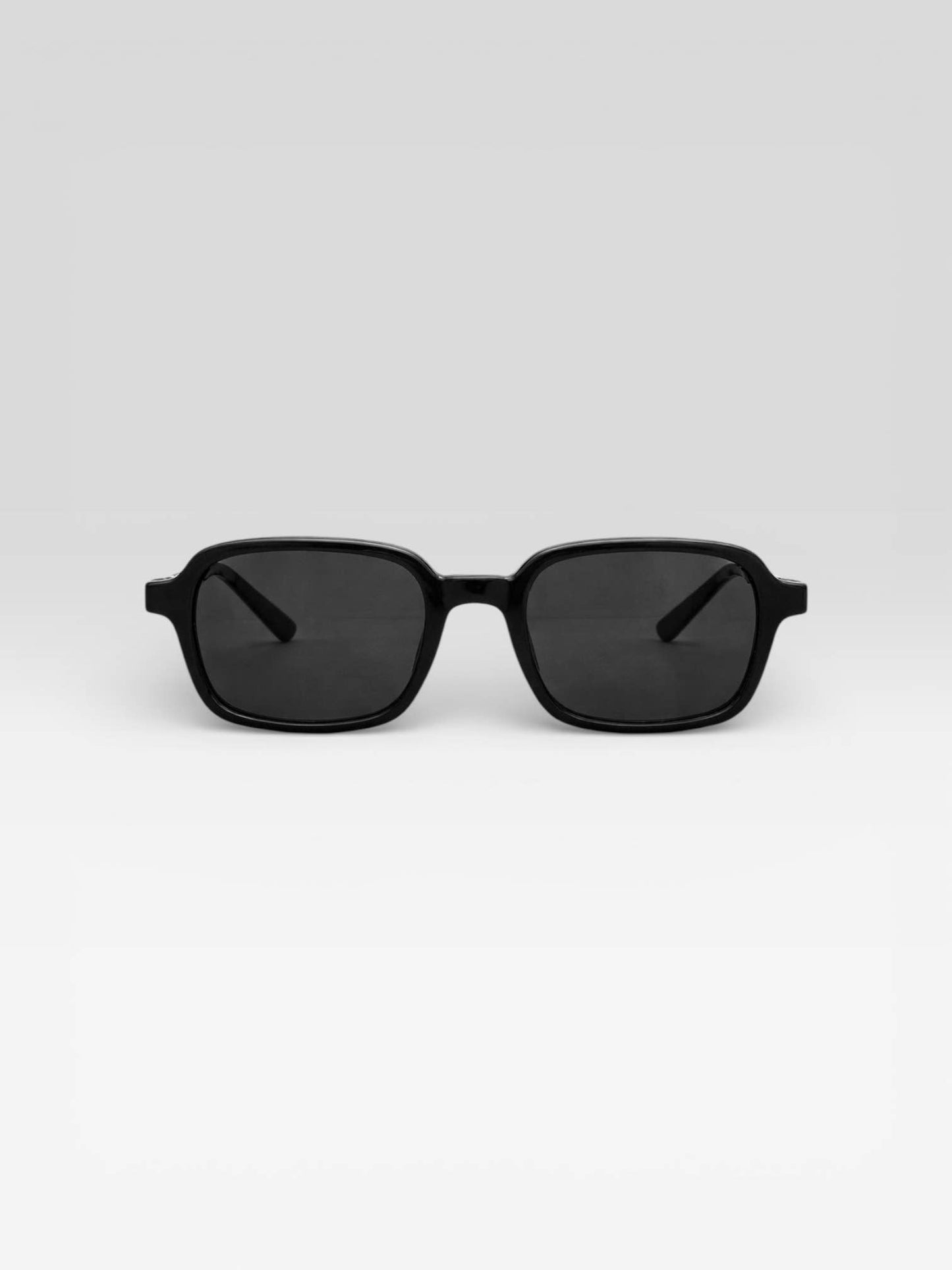 Alina Sunglasses in Black