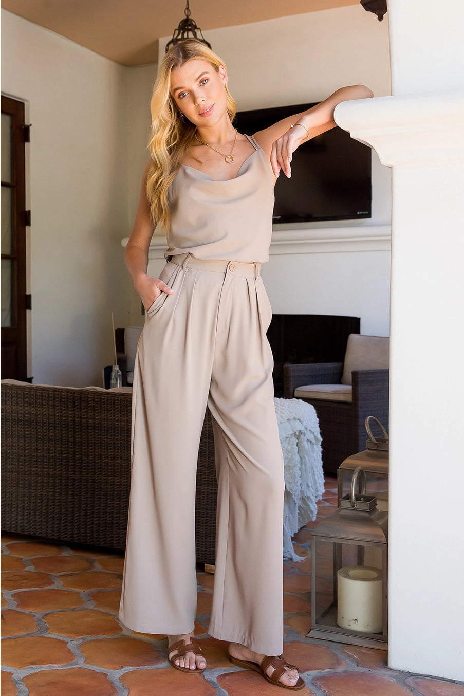 Essential Pintuck Wide Leg Pant - Mushroom