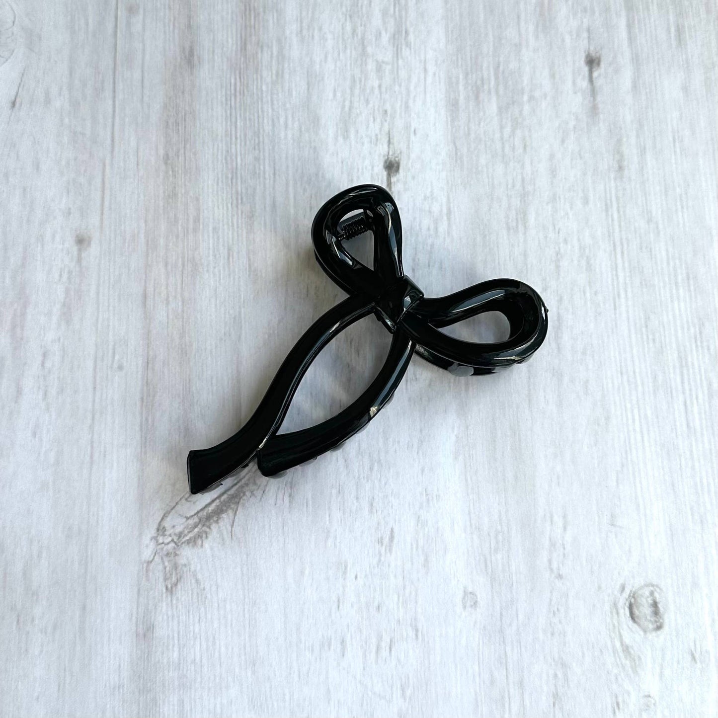 Bow Jaw Clip in Glossy Black