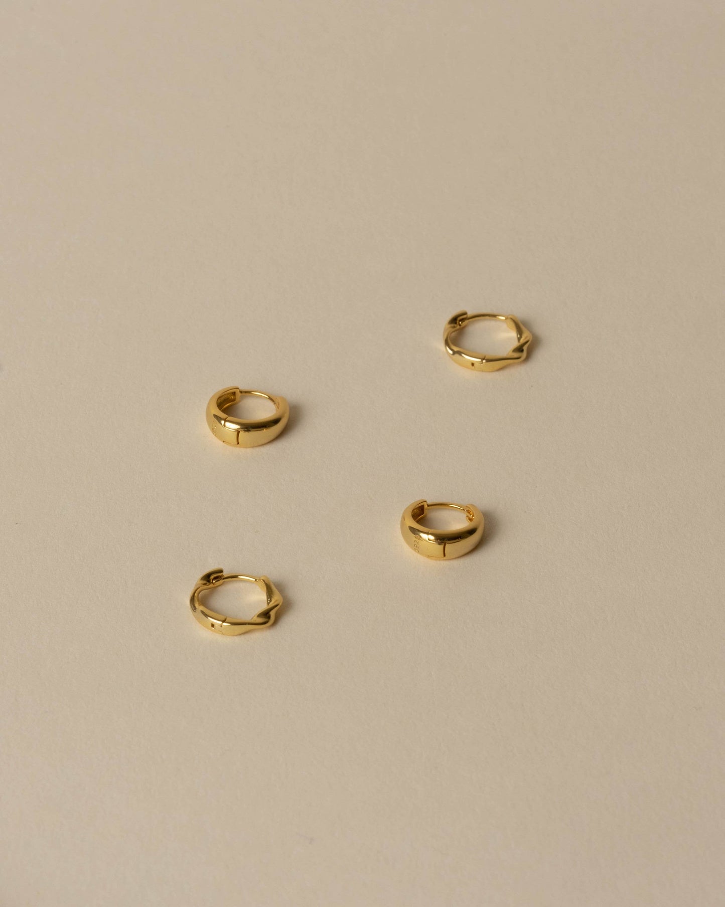 Rory Twist and Thick Gold Hoop Set