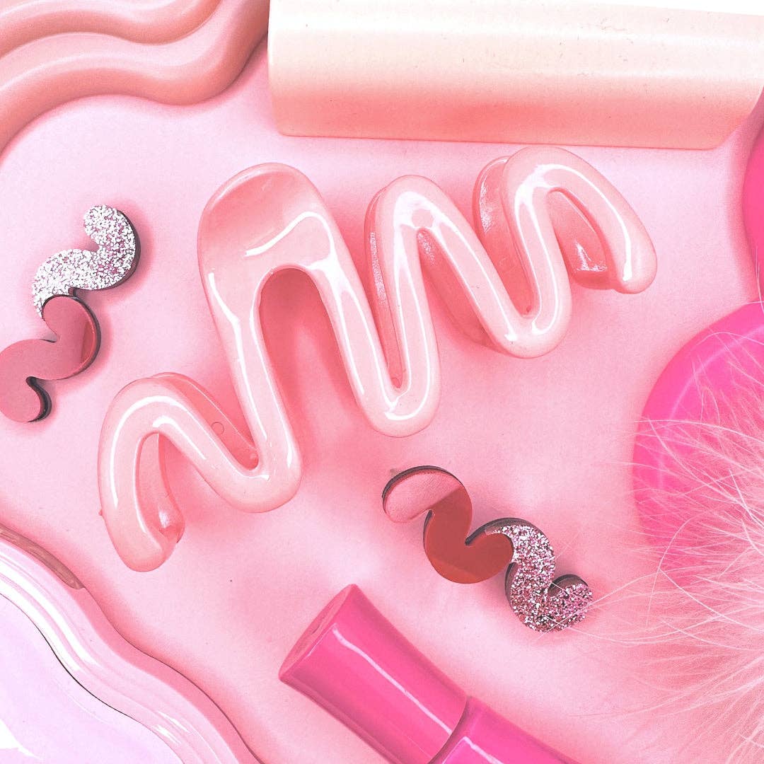 Wavy Jaw Clip in Pink