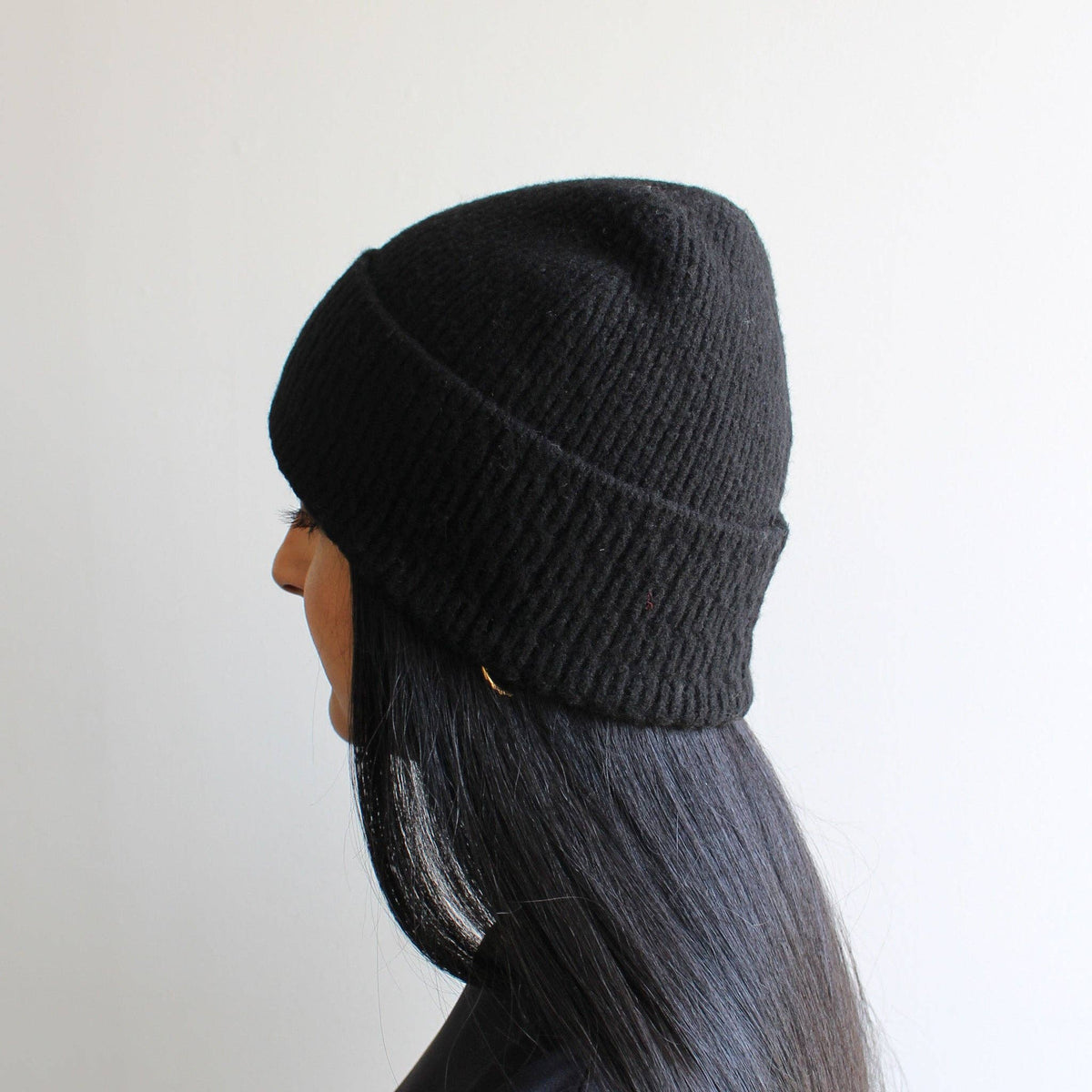 Black Wool Blend Fine Knit Winter Hat