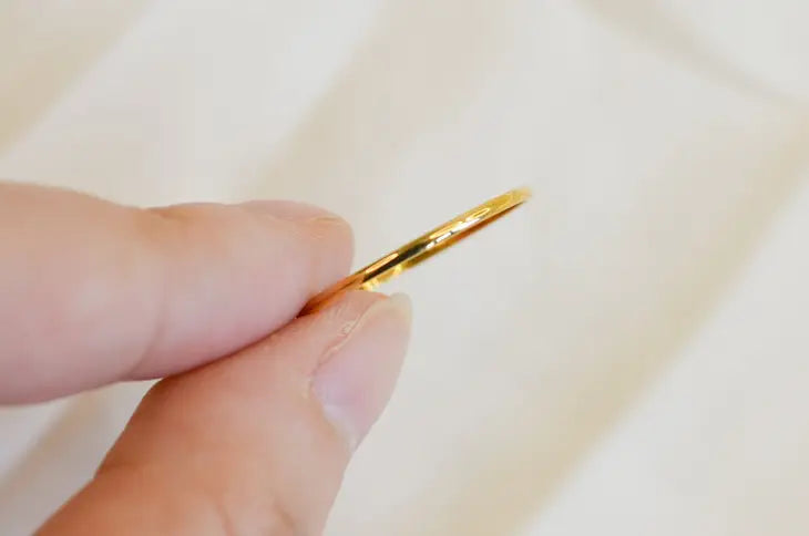 1mm Brielle Gold Stacking Ring