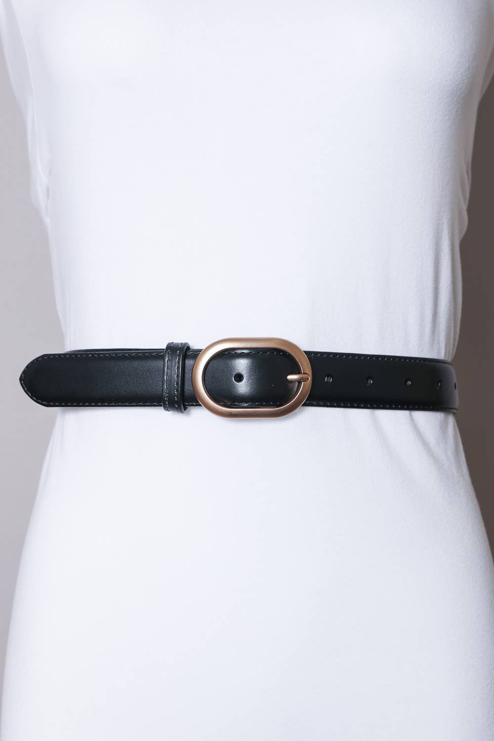 Oval Belt in Black