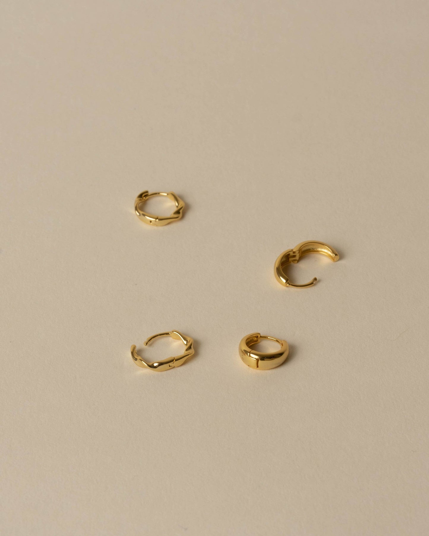 Rory Twist and Thick Gold Hoop Set