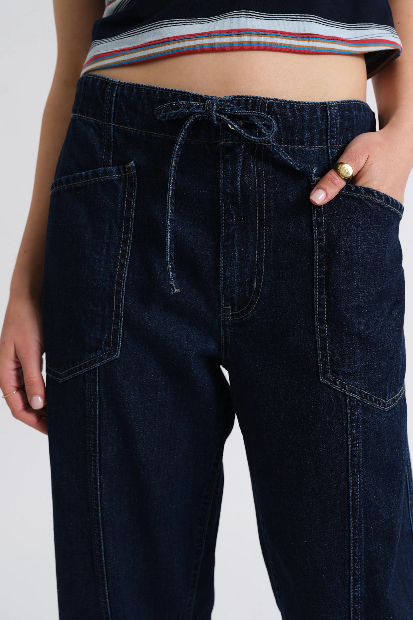 Villa Drawstring Barrel Leg Jean in Blue Mood