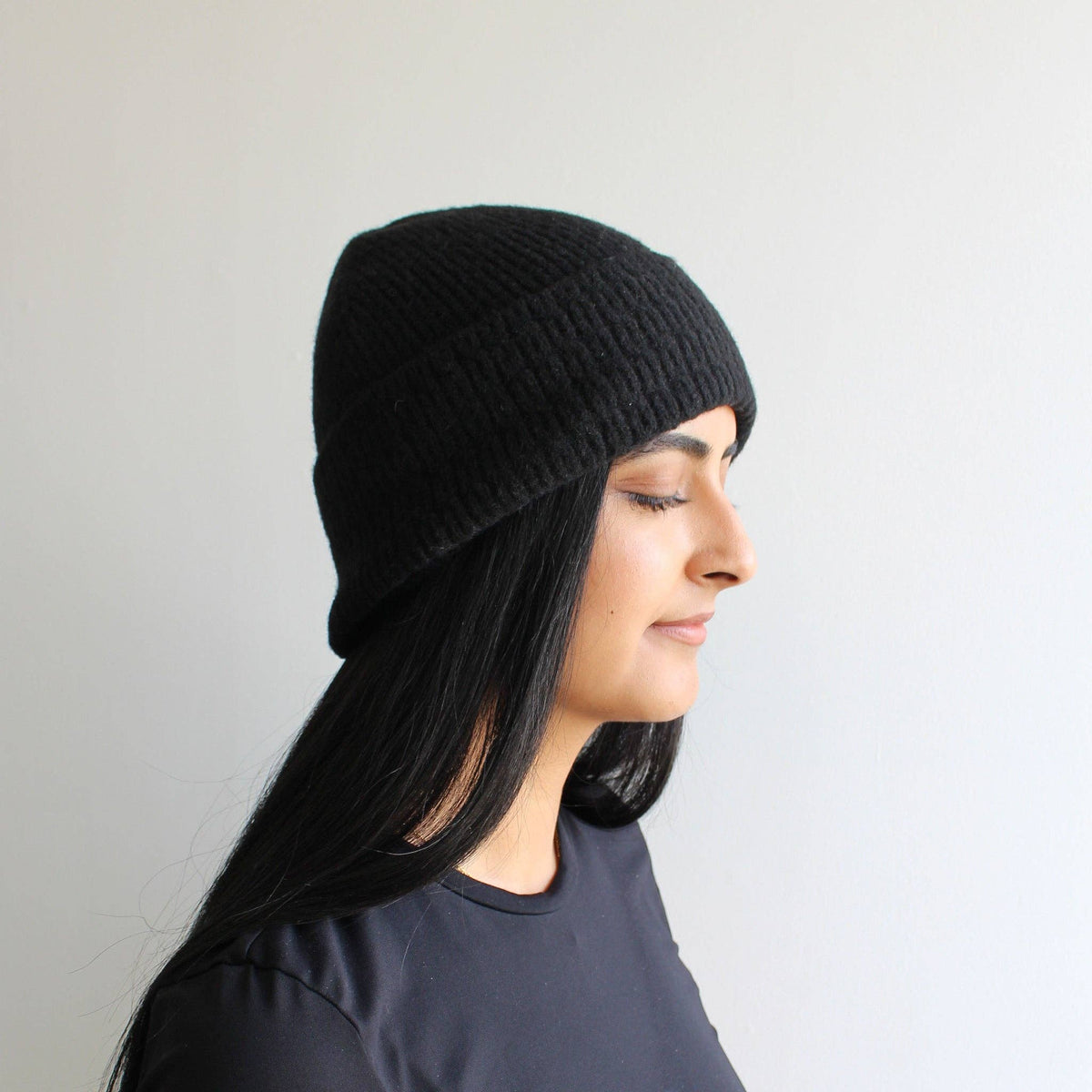 Black Wool Blend Fine Knit Winter Hat