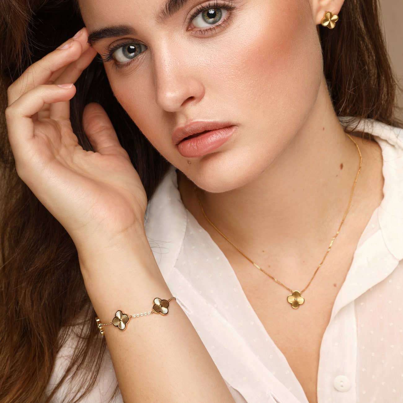Shine Clover Necklace