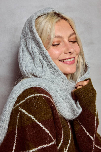Lucy 2-in-1 Hooded-Scarf in Grey