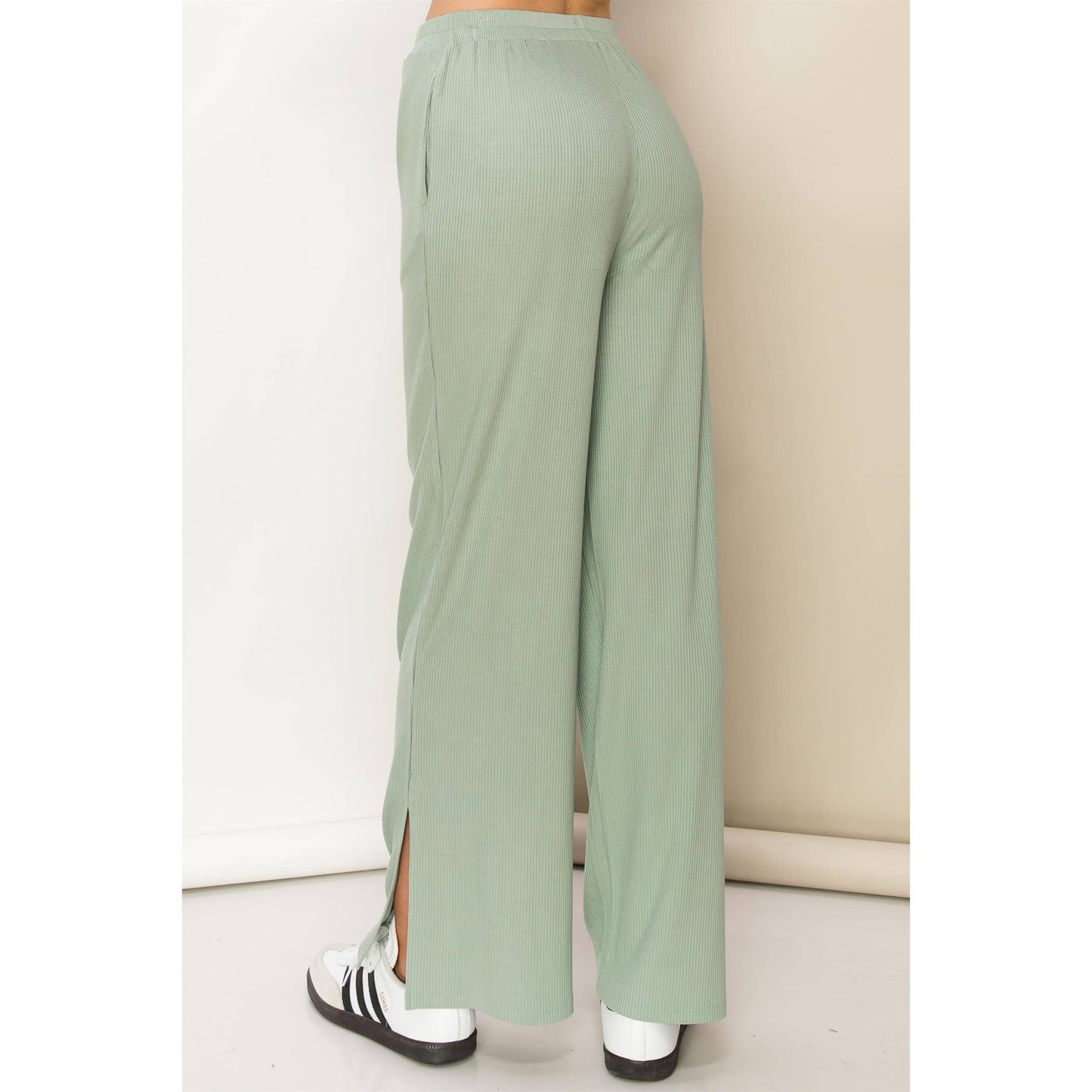 Outings Ribbed Pant