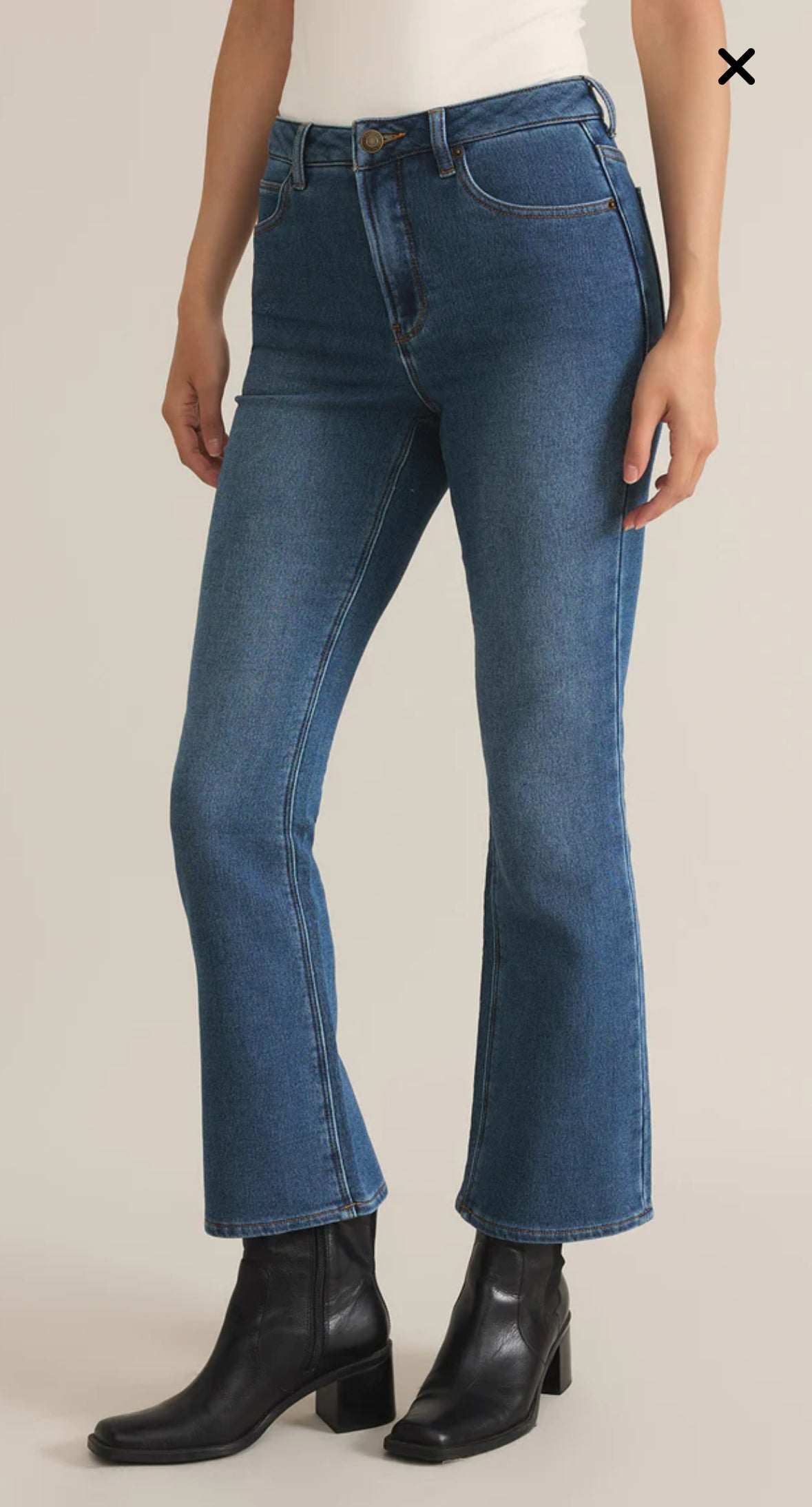 Lia Ankle Kickflare Denim