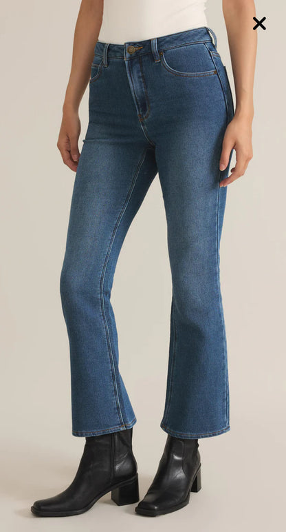 Lia Ankle Kickflare Denim