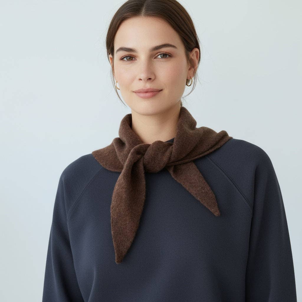 Wool Triangle Neck Scarf in Burgundy