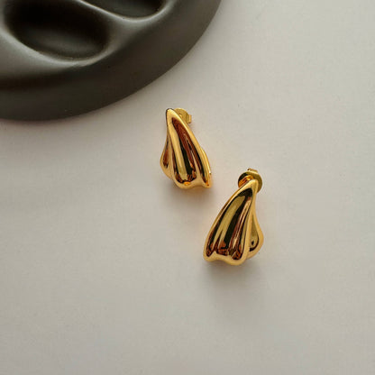 Maja Earrings