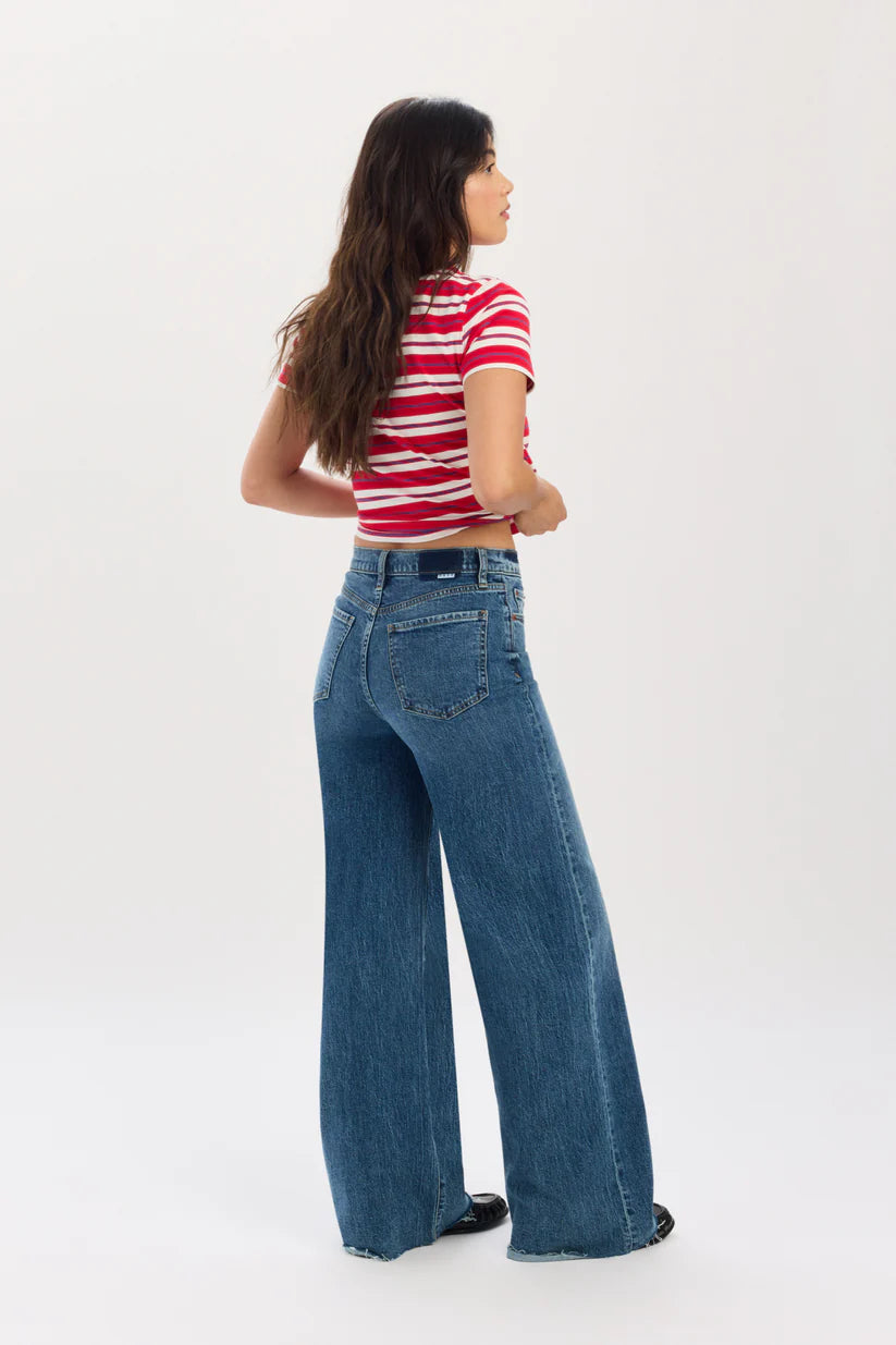 Far Out High Rise Jeans in Stunner