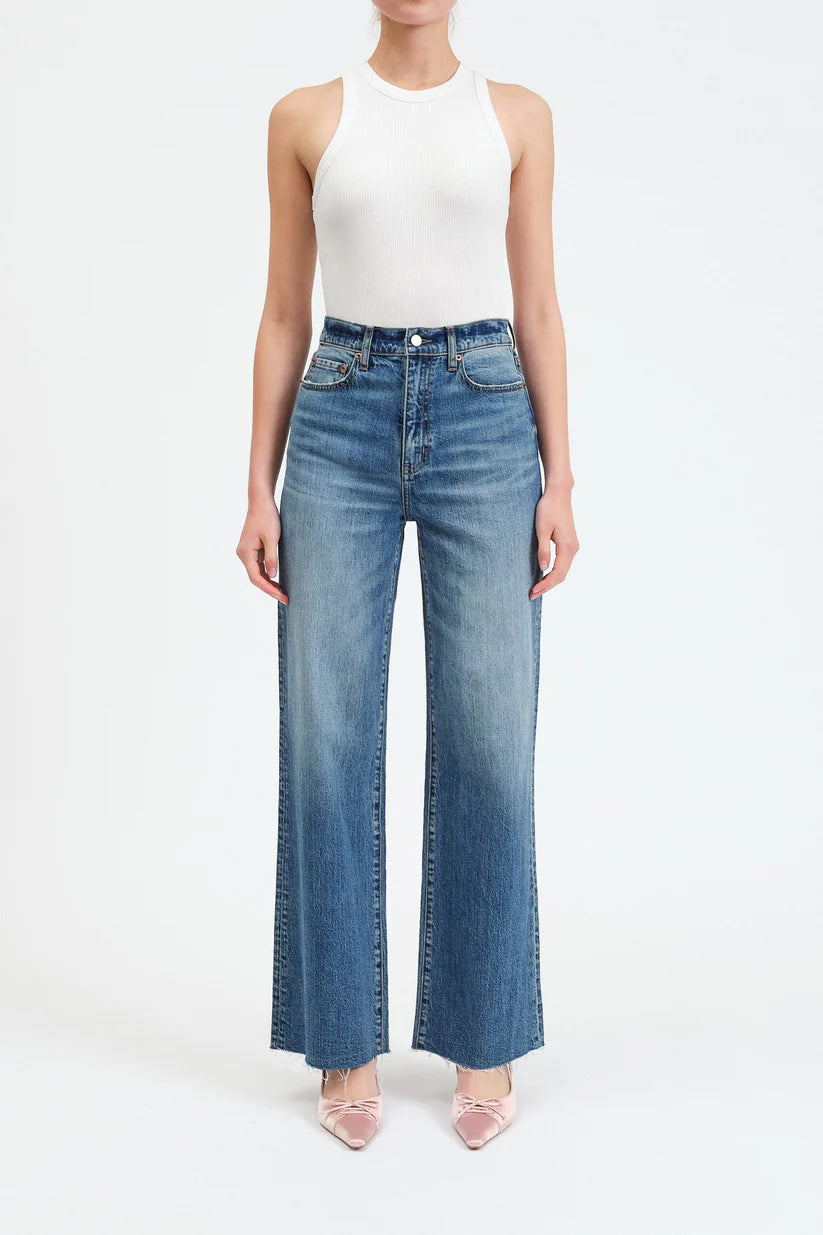 Far Out High Rise Jeans in Stunner