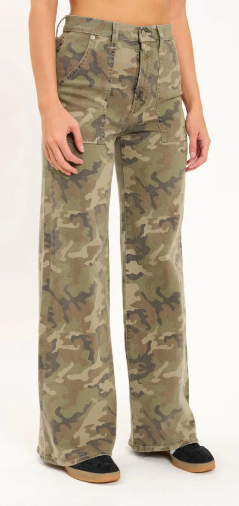 Far Out High Rise Wide Leg Jean in Hideaway