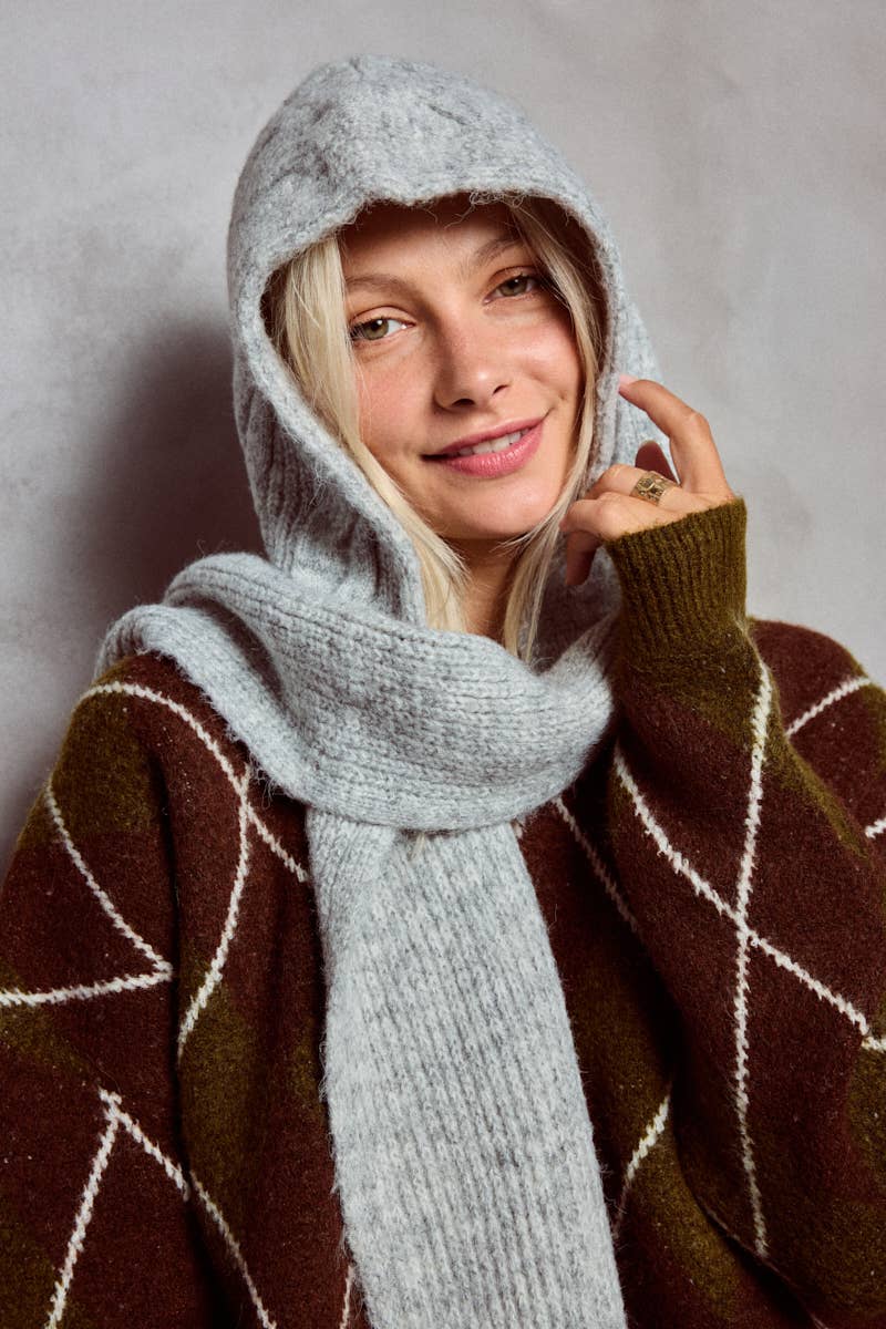 Lucy 2-in-1 Hooded-Scarf in Grey