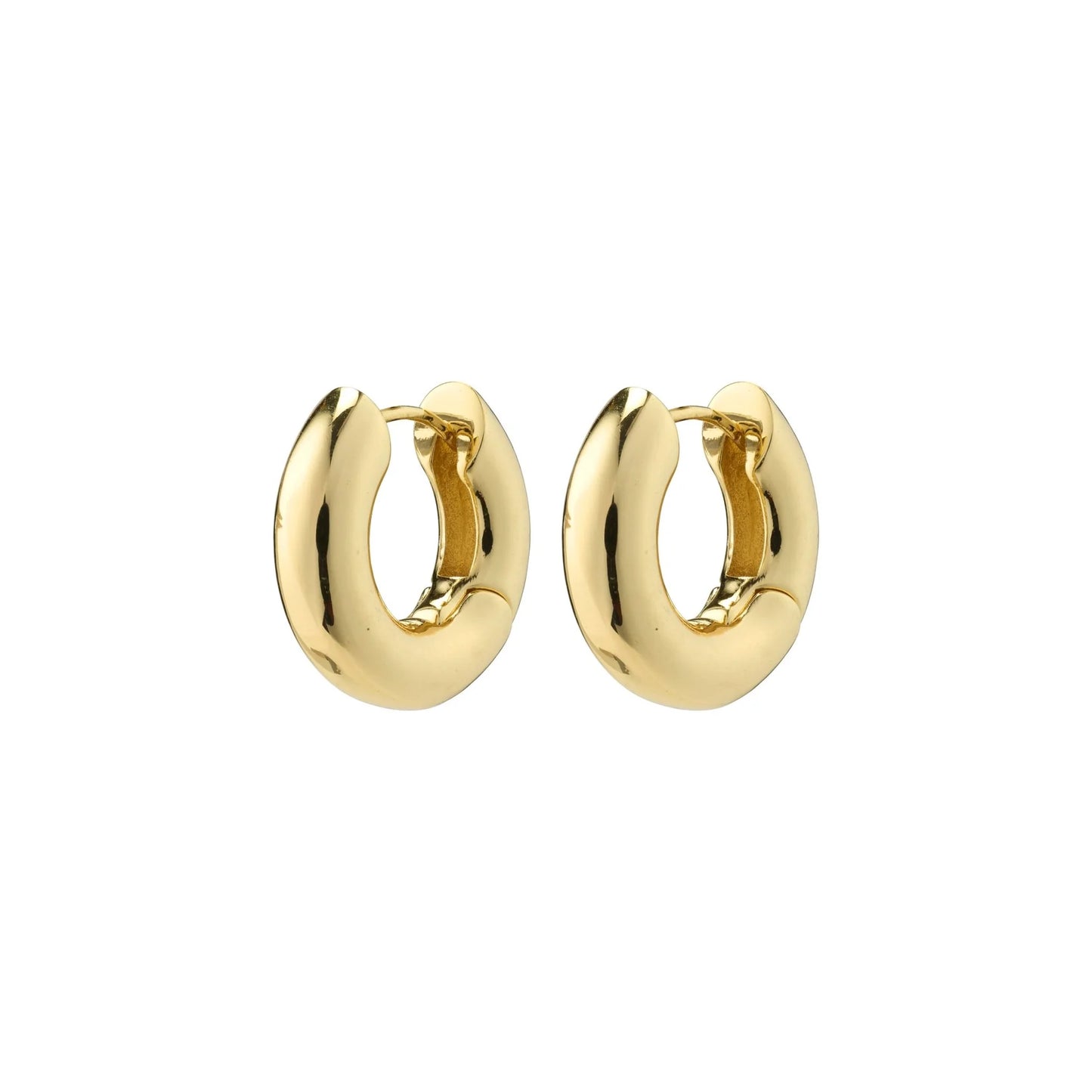 Aica Huggie Hoops in Gold