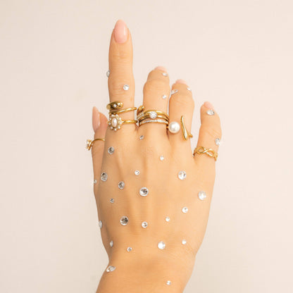 Elegance Ring