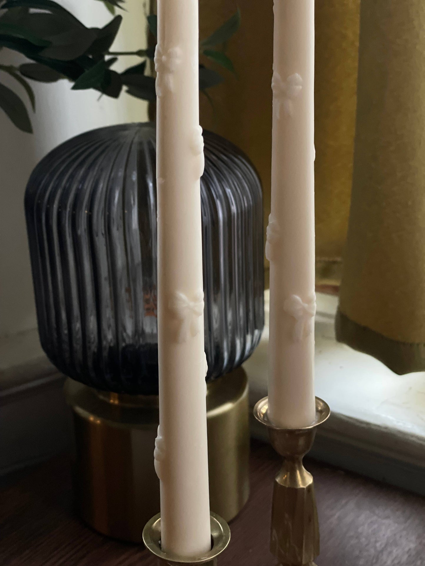 Ribbon Taper Candlestick | Pink