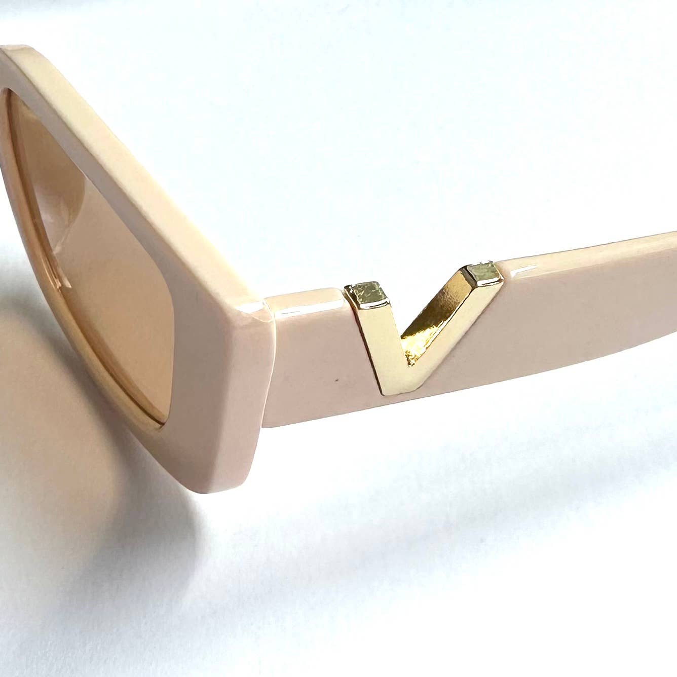Eden Sunglasses in Cream