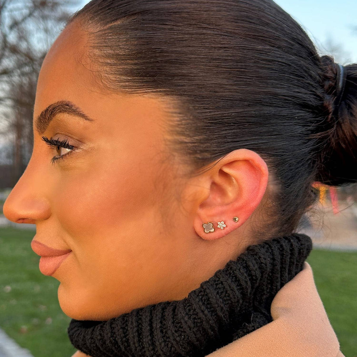 Clover Pearl Stud Earrings