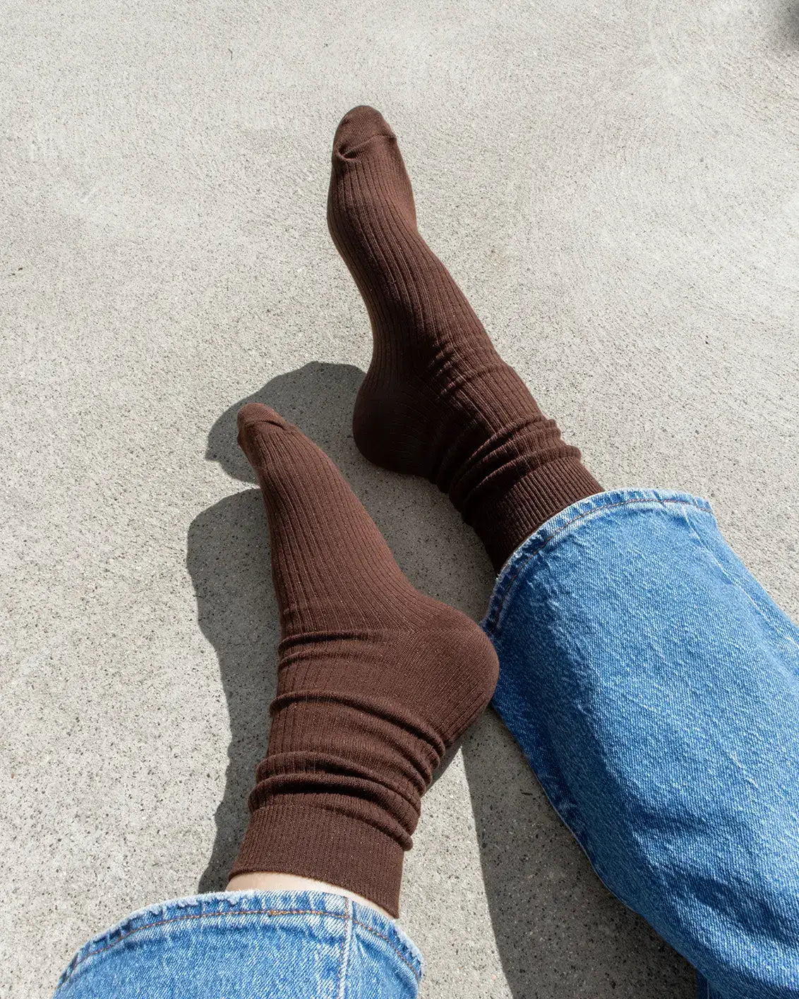 Combed Cotton Ribbed Crew Socks in Espresso