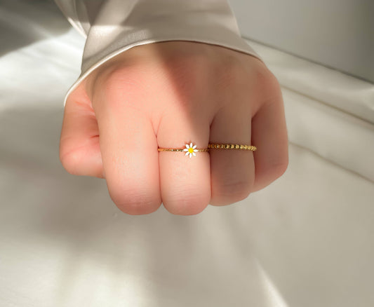 Daisy Ring